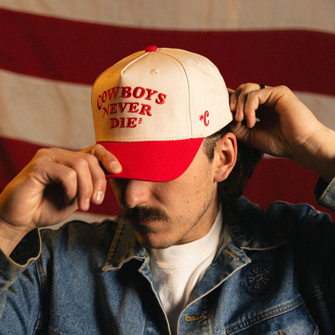 THE COWBOY CLASSIC SNAPBACK - CREAM/RED