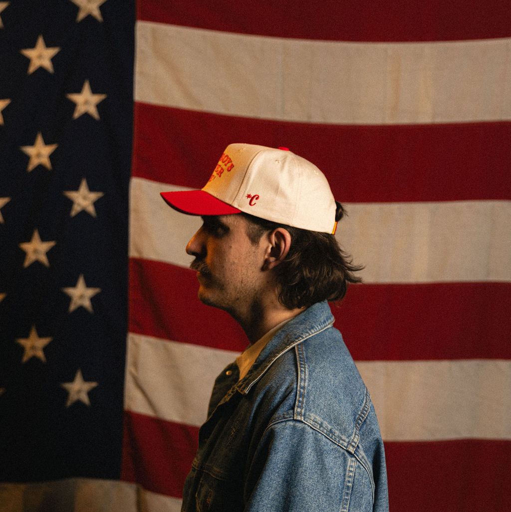 THE COWBOY CLASSIC SNAPBACK - CREAM/RED